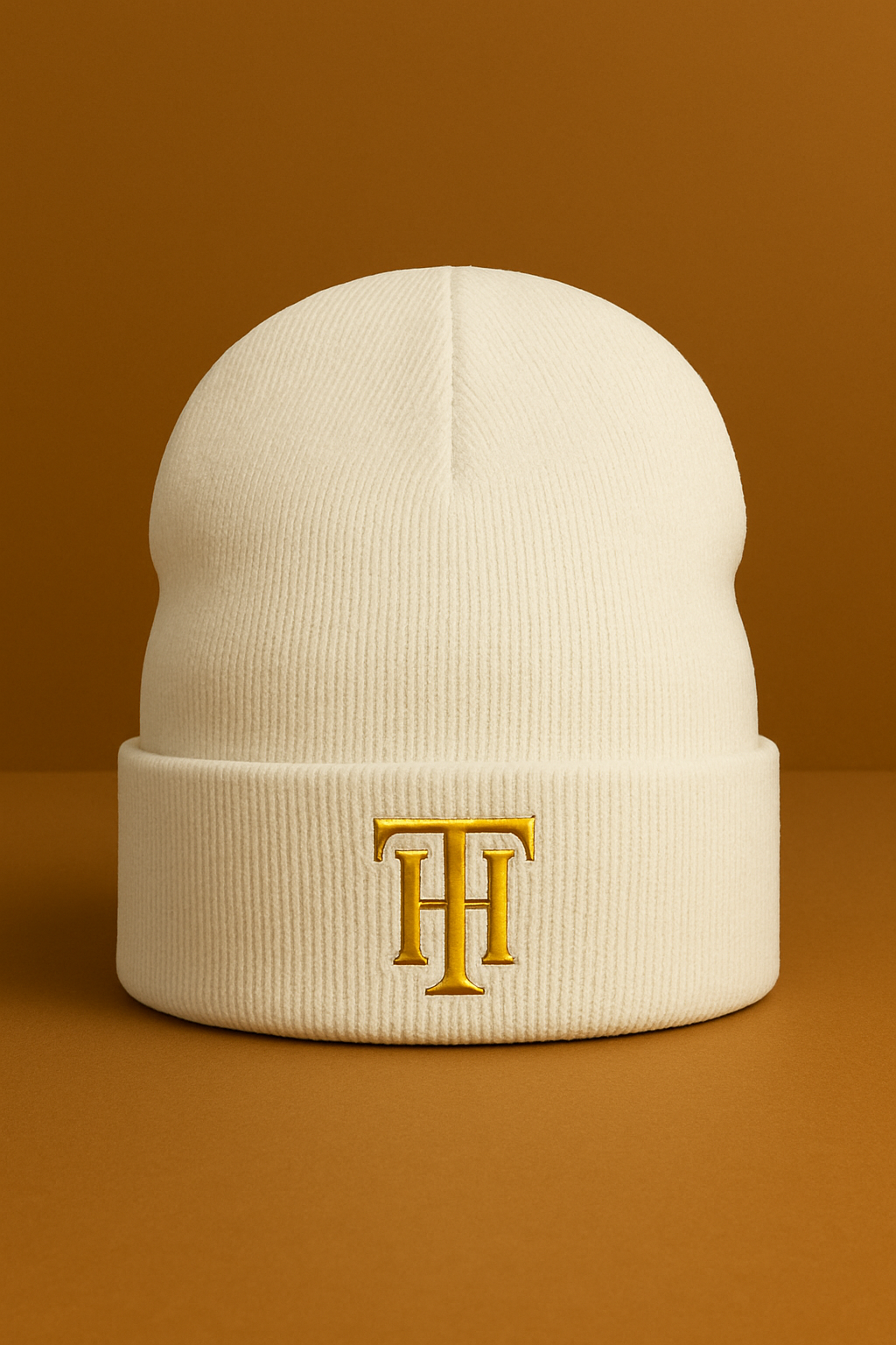 Théard Signature Beanie – Gold TH Emblem